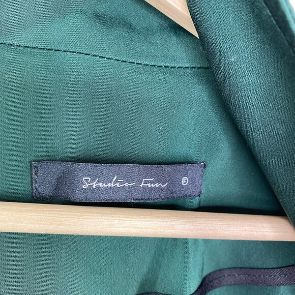 Studio Fun Green Button Front Long Sleeve Belted Coat Women's Size Small S - Picture 8 of 12
